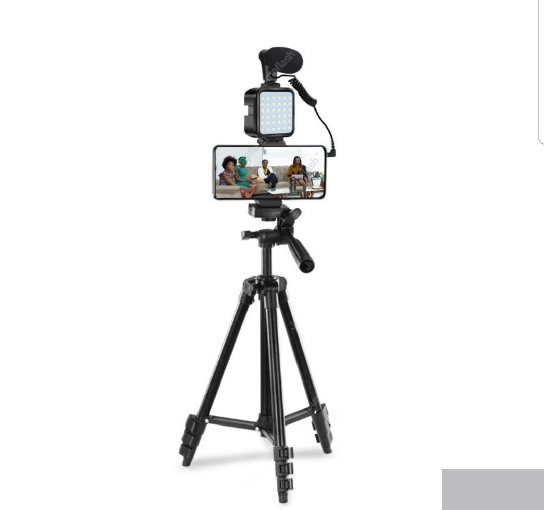 117197349_60b39b07d4ed63-680929081622383336183