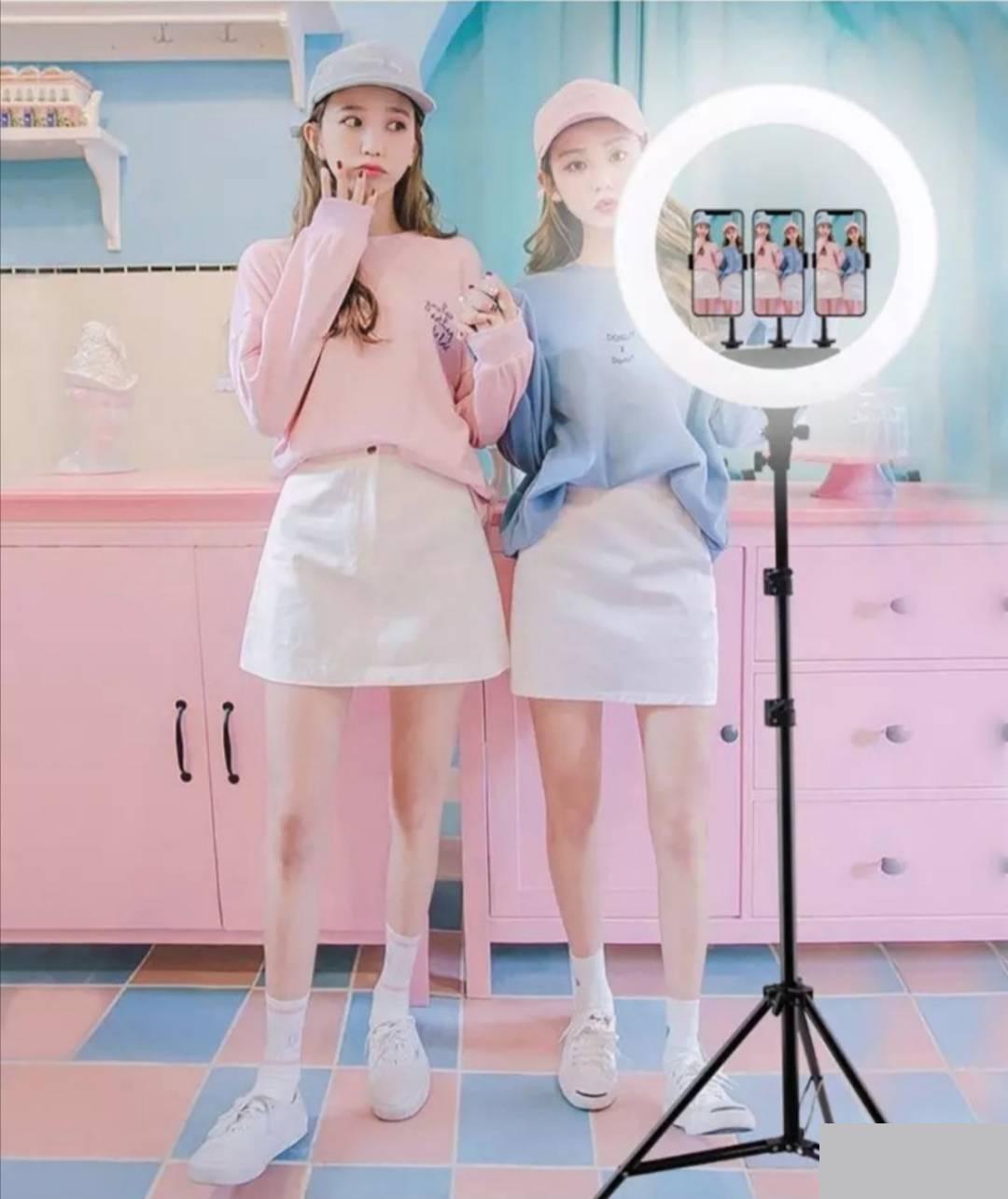 124343251_615cc40babca84-200936831633469342841