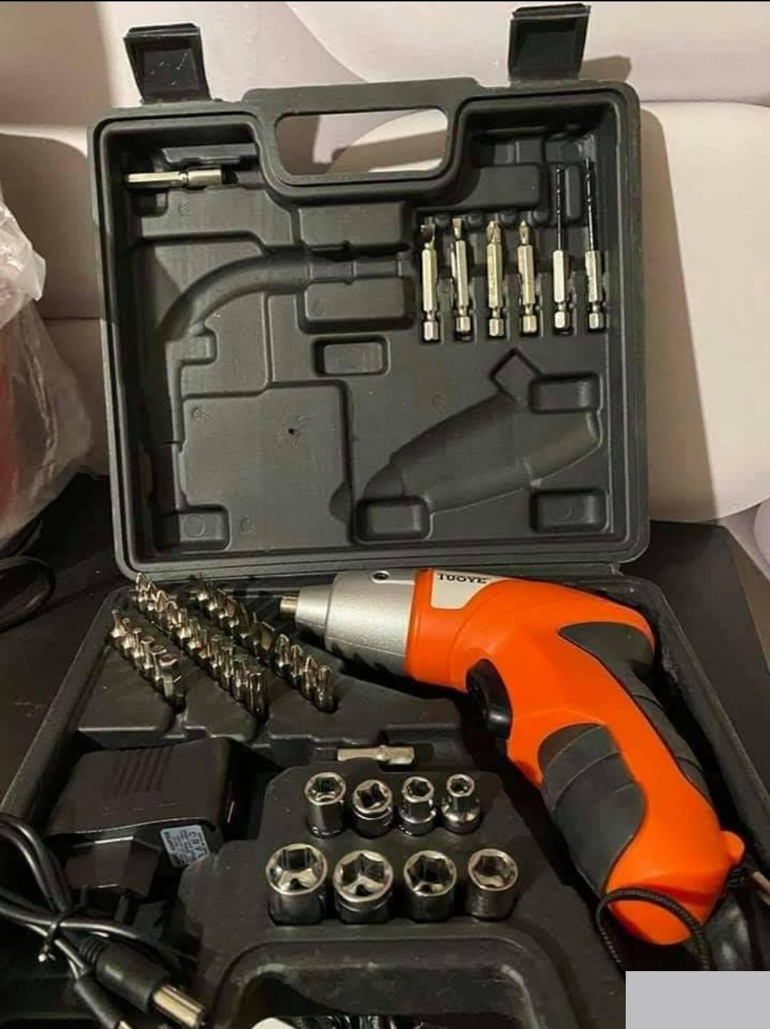 110997684_6032382717b3f9-906819011613903839501