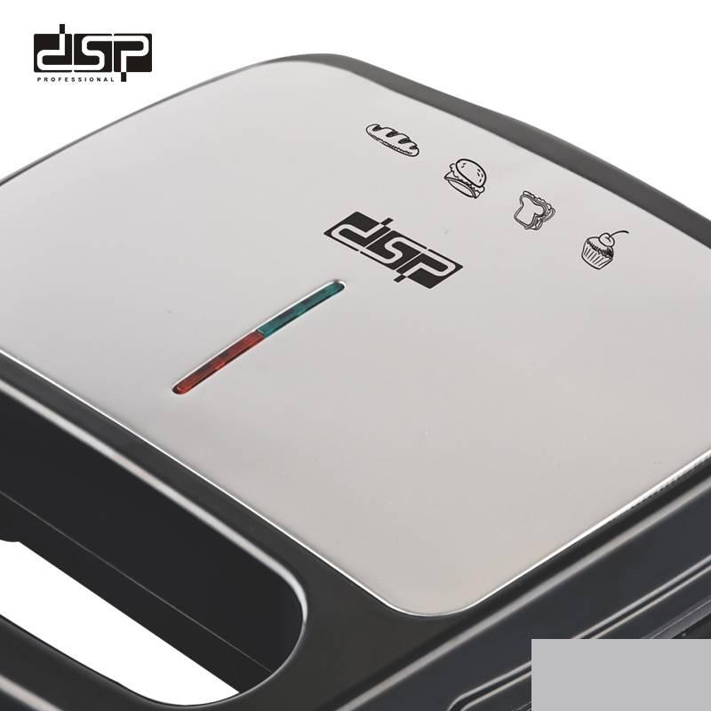 125764075_617c2f5c702544-391214681635528408536