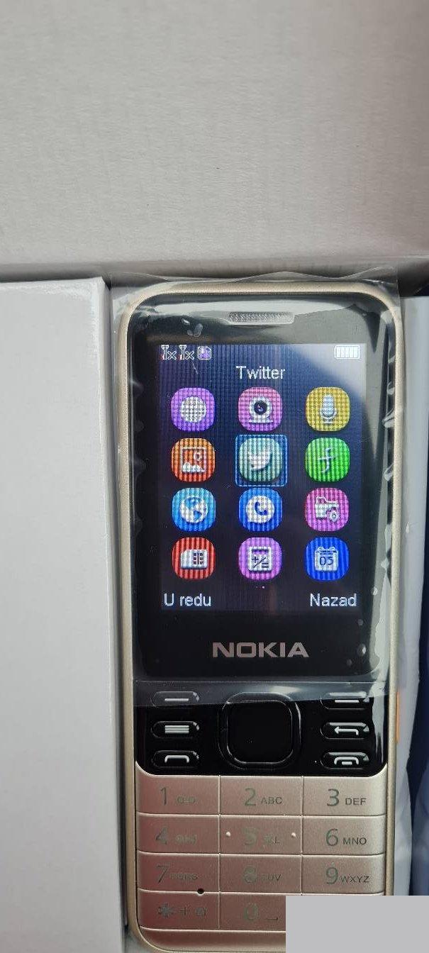 126969478_619657926f3f22-7196568661965737b2fc36